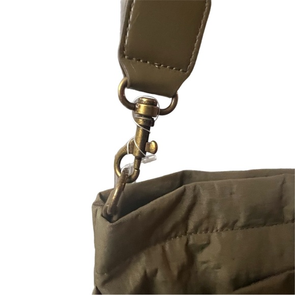 Universal Trade green cross body bag with adjustable strap #handbag - Picture 5 of 8